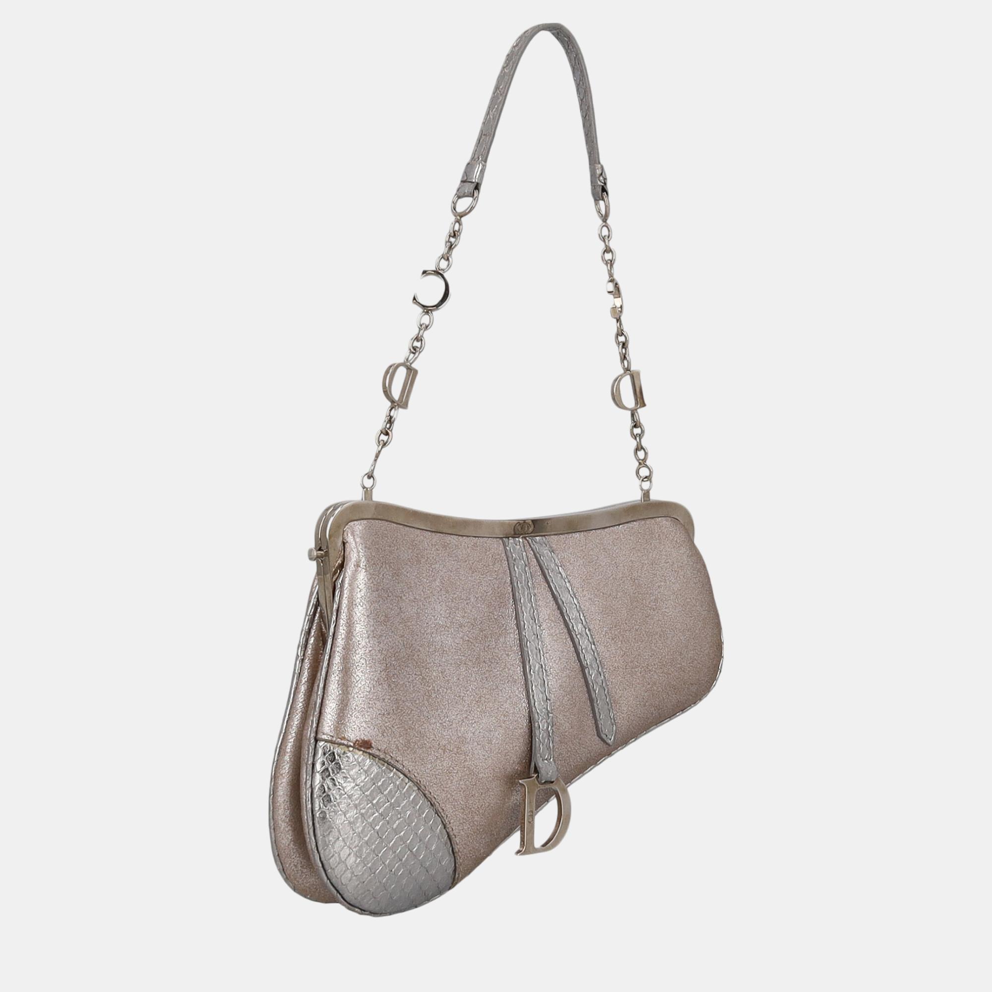 

Dior Women's Leather Handbag - Pink