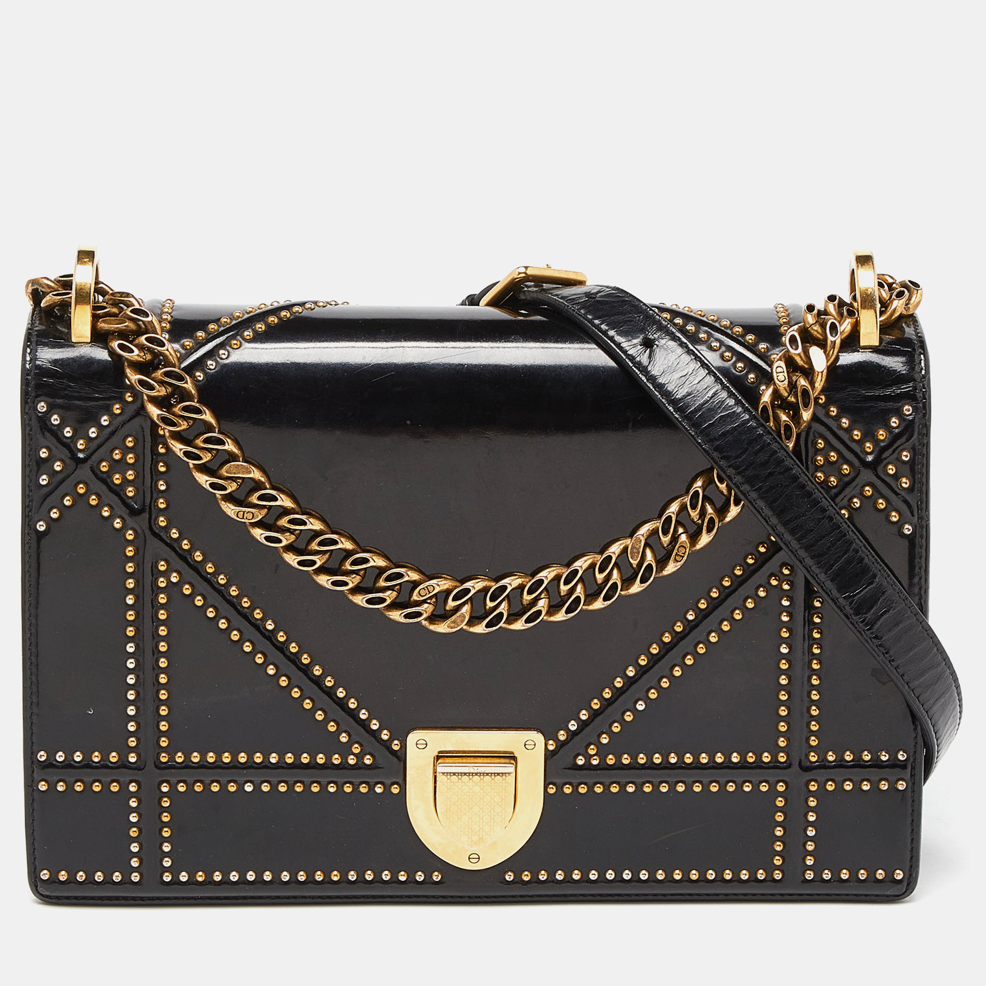 

Dior Black Patent Leather  Diorama Shoulder Bag