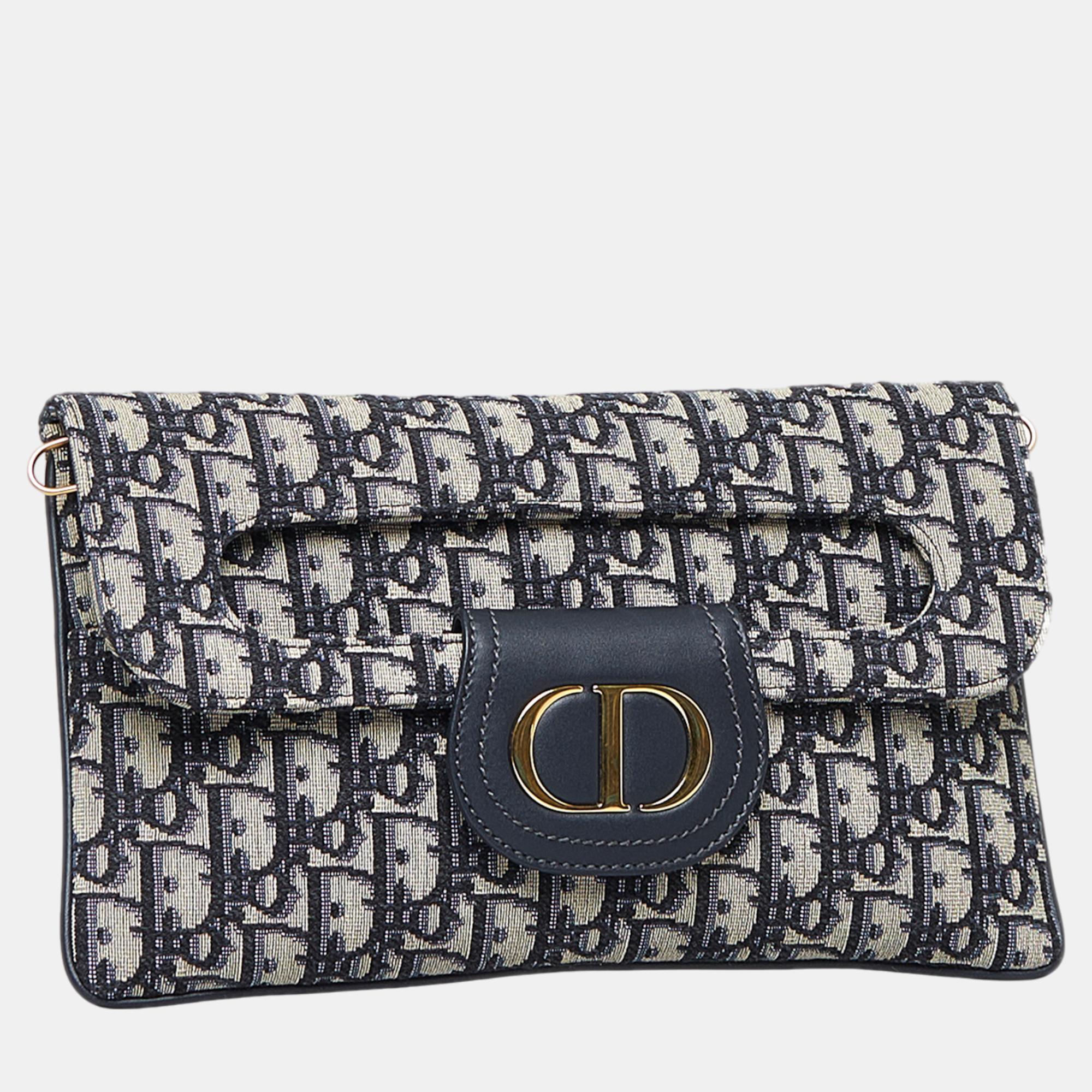 

Dior Blue Medium Oblique Diordouble Clutch