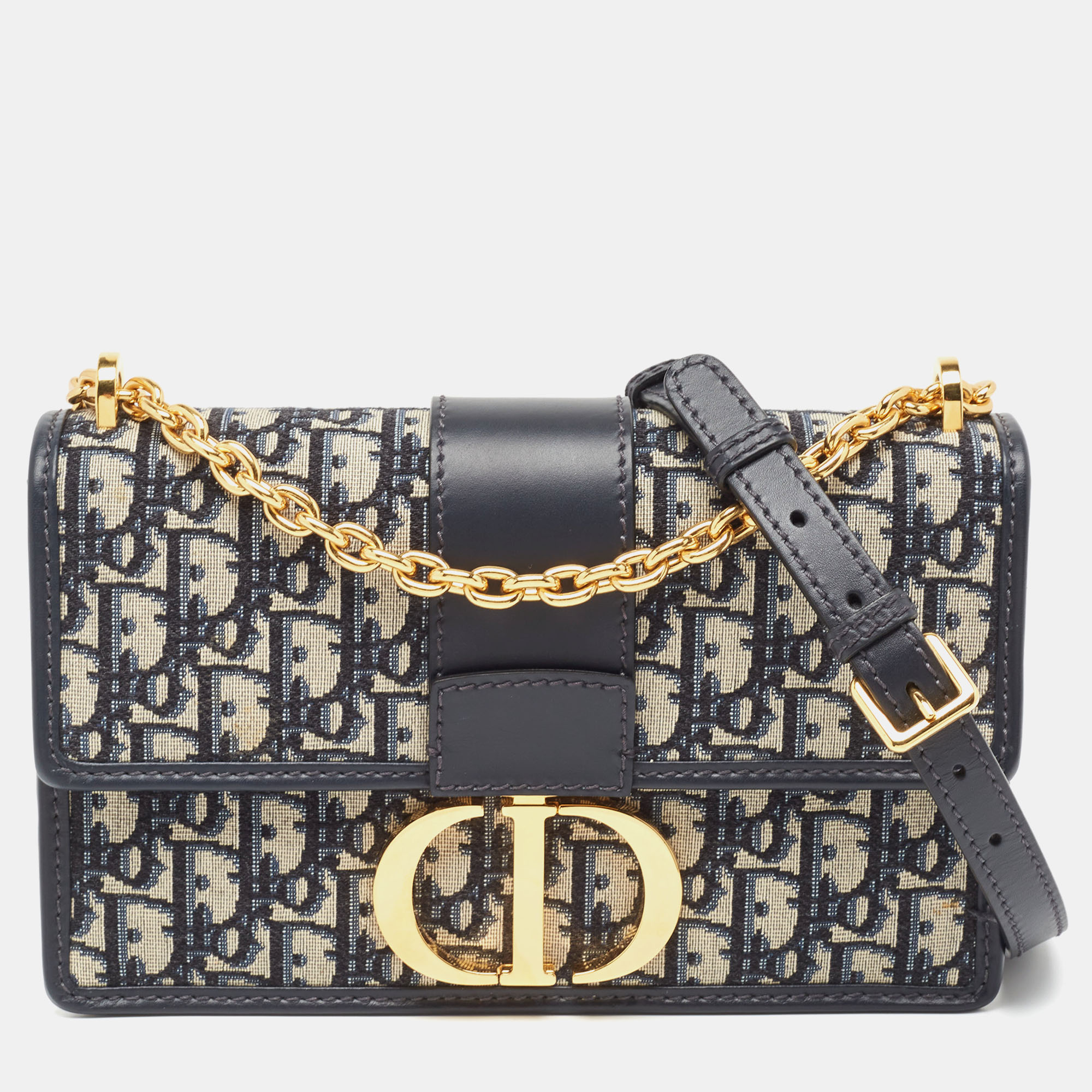 

Dior Navy Blue Oblique Canvas and Leather 30 Montaigne Shoulder Bag