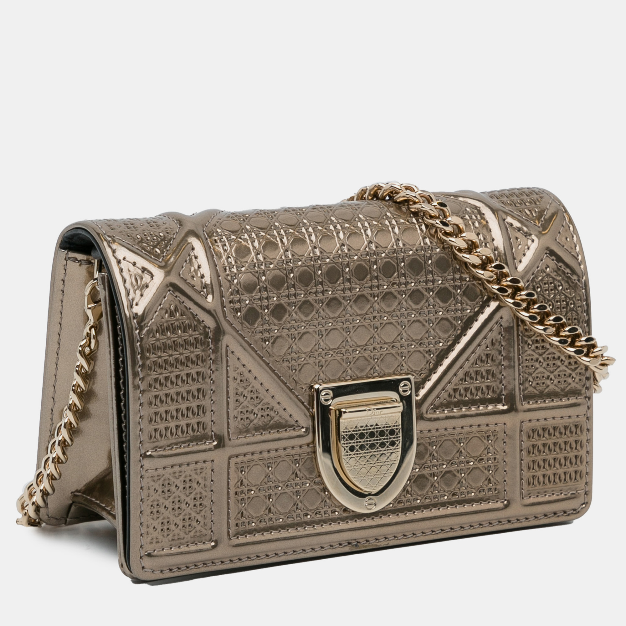 

Dior Microcannage Diorama Wallet on Chain, Gold