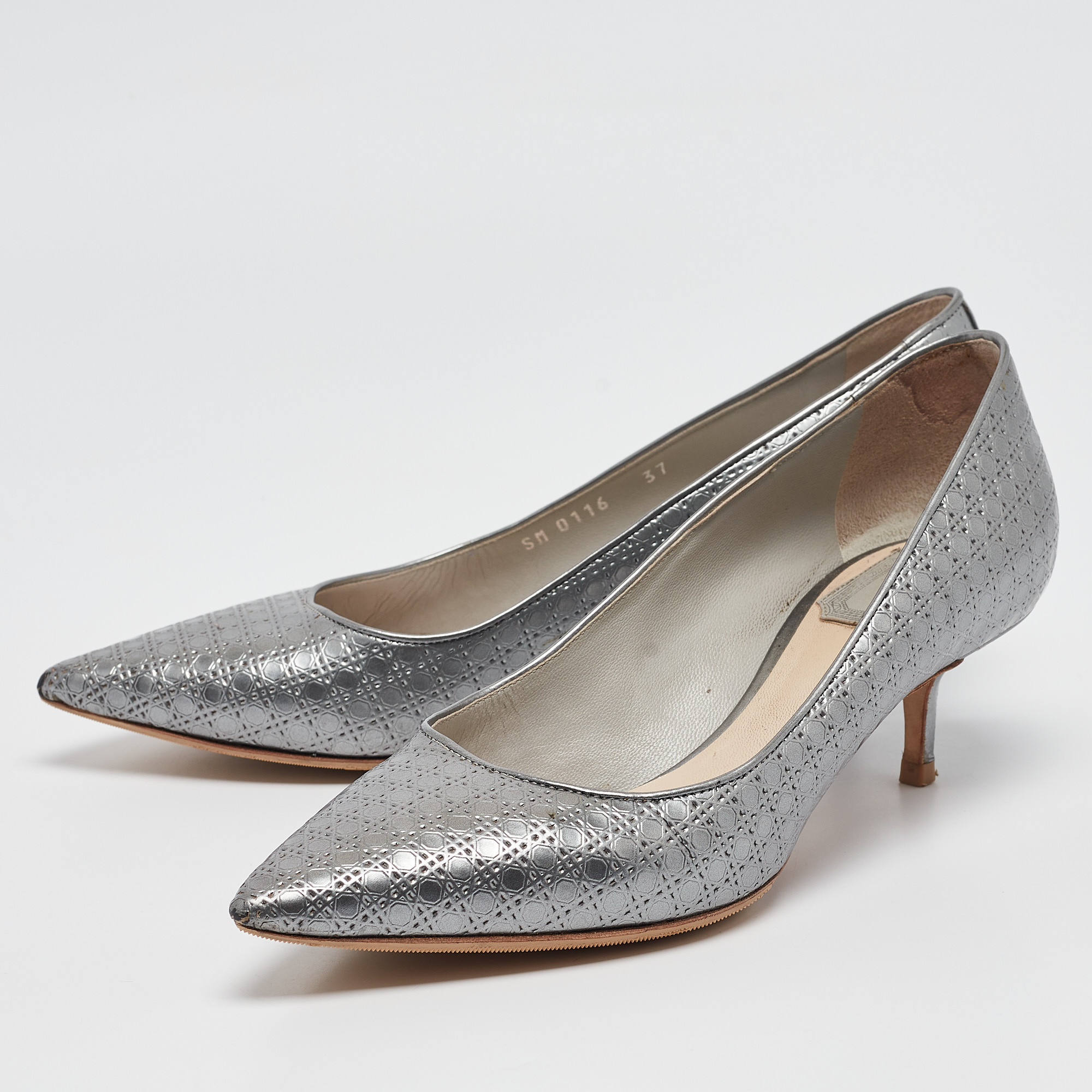 Dior Silver Cannage Patent Pointed Toe Pumps Size 37 