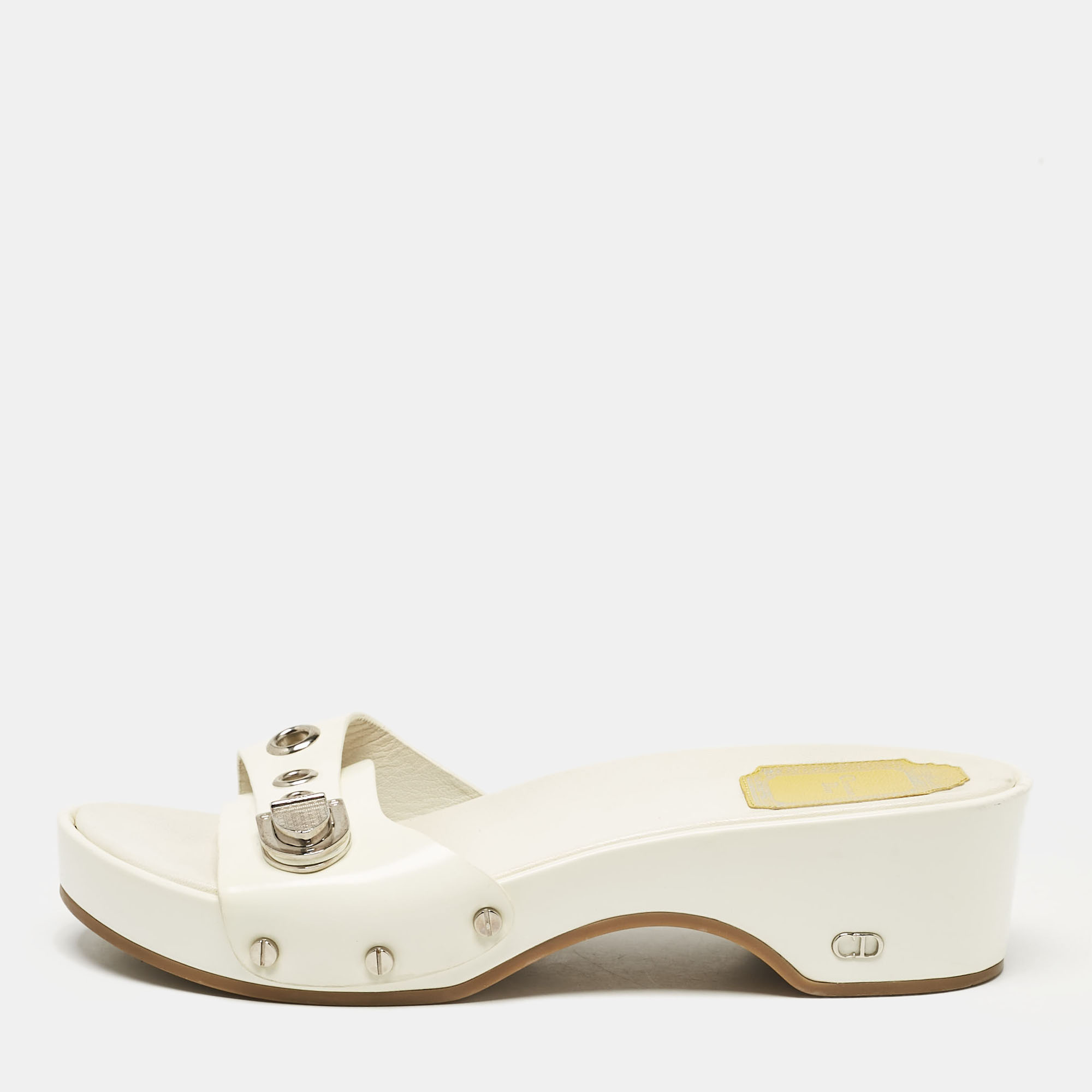 

Dior Cream Patent Leather Slide Sandals Size