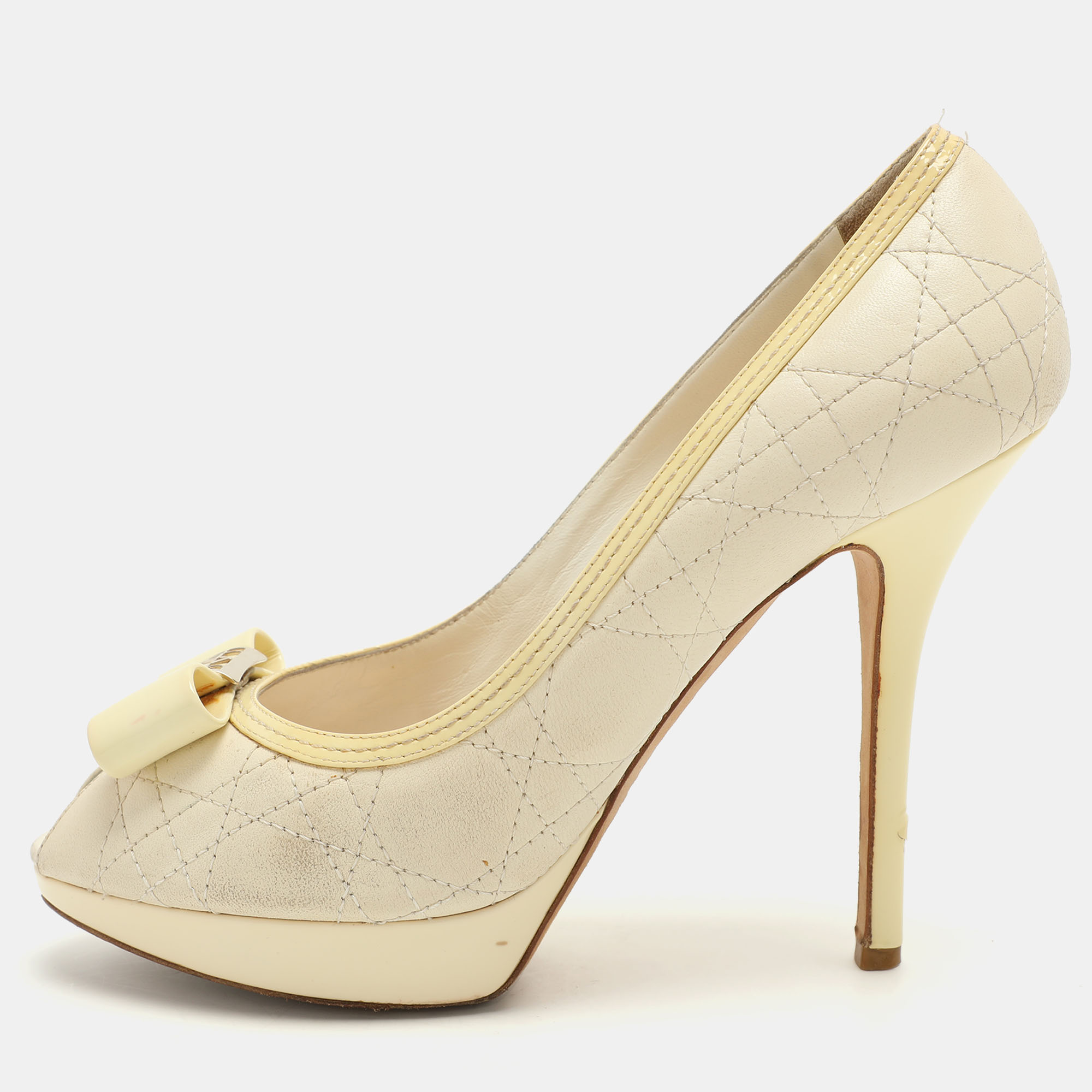 

Dior Cream Cannage Patent and Leather Bow Peep Toe Pumps Size