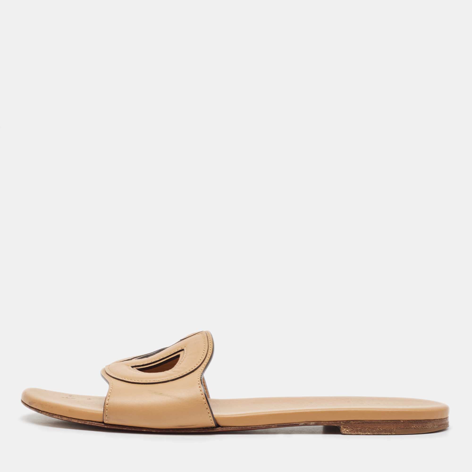 

Dior Tan Leather D-Club Flat Slides Size