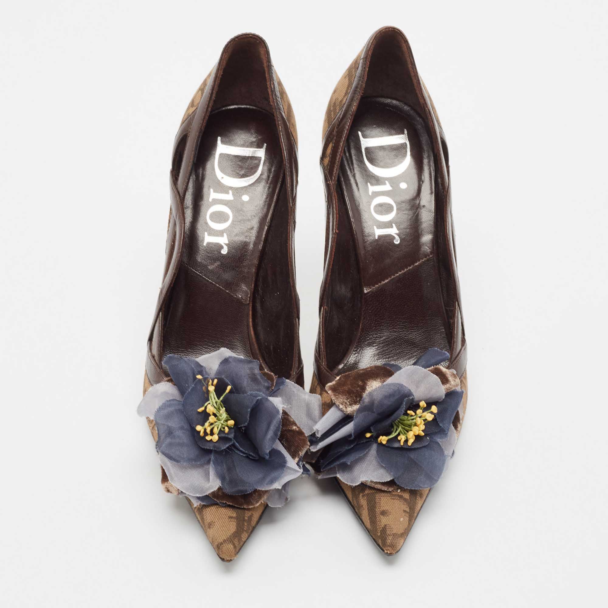 Dior Brown Oblique Canvas And Leather Floral Applique Pointed Toe Pumps Size 36 