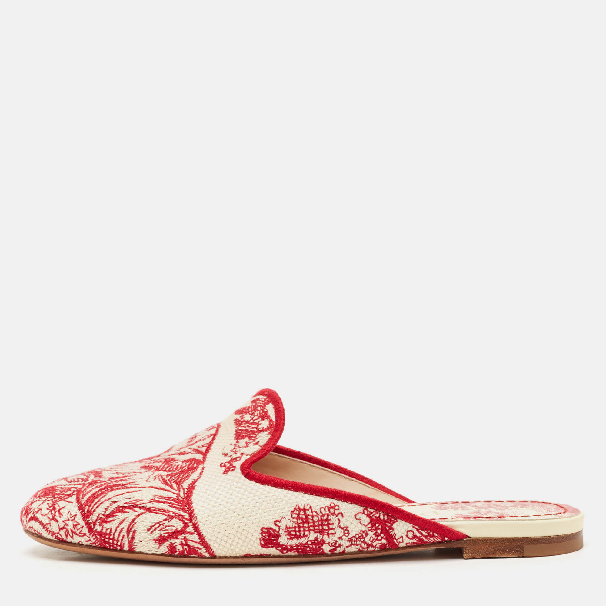 

Dior Red Embroidered Canvas Dioriviera Flat Mules Size