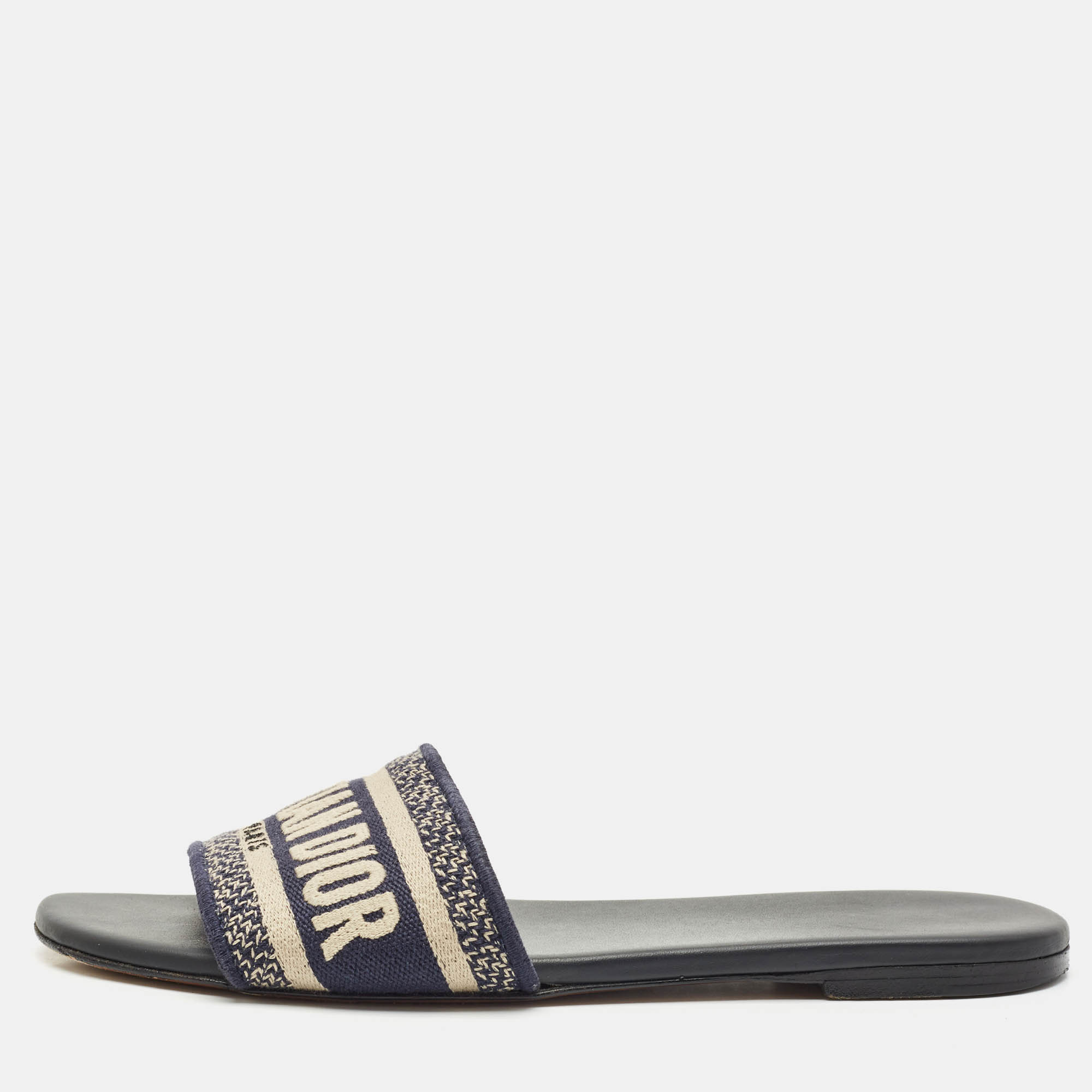 

Dior Multicolor Embroidered Canvas Dway Flat Slide Sandals Size