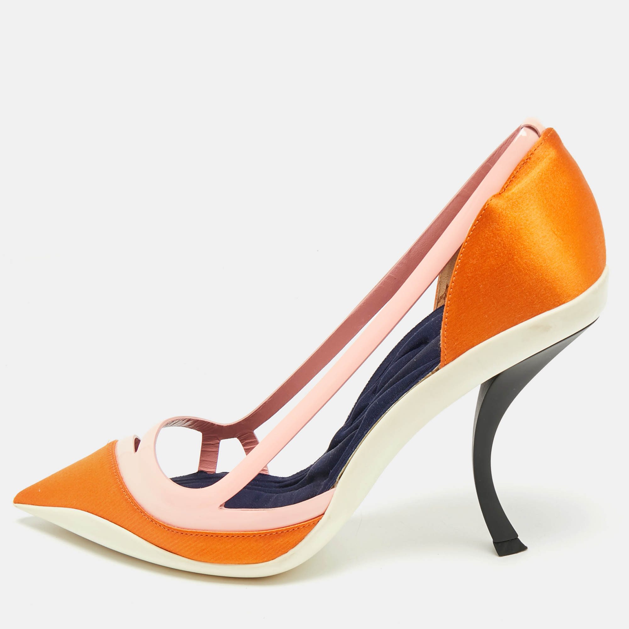 

Dior Two Tone Orange Patent Leather And Satin Pointed Toe Curved Heel Pumps Size, Multicolor