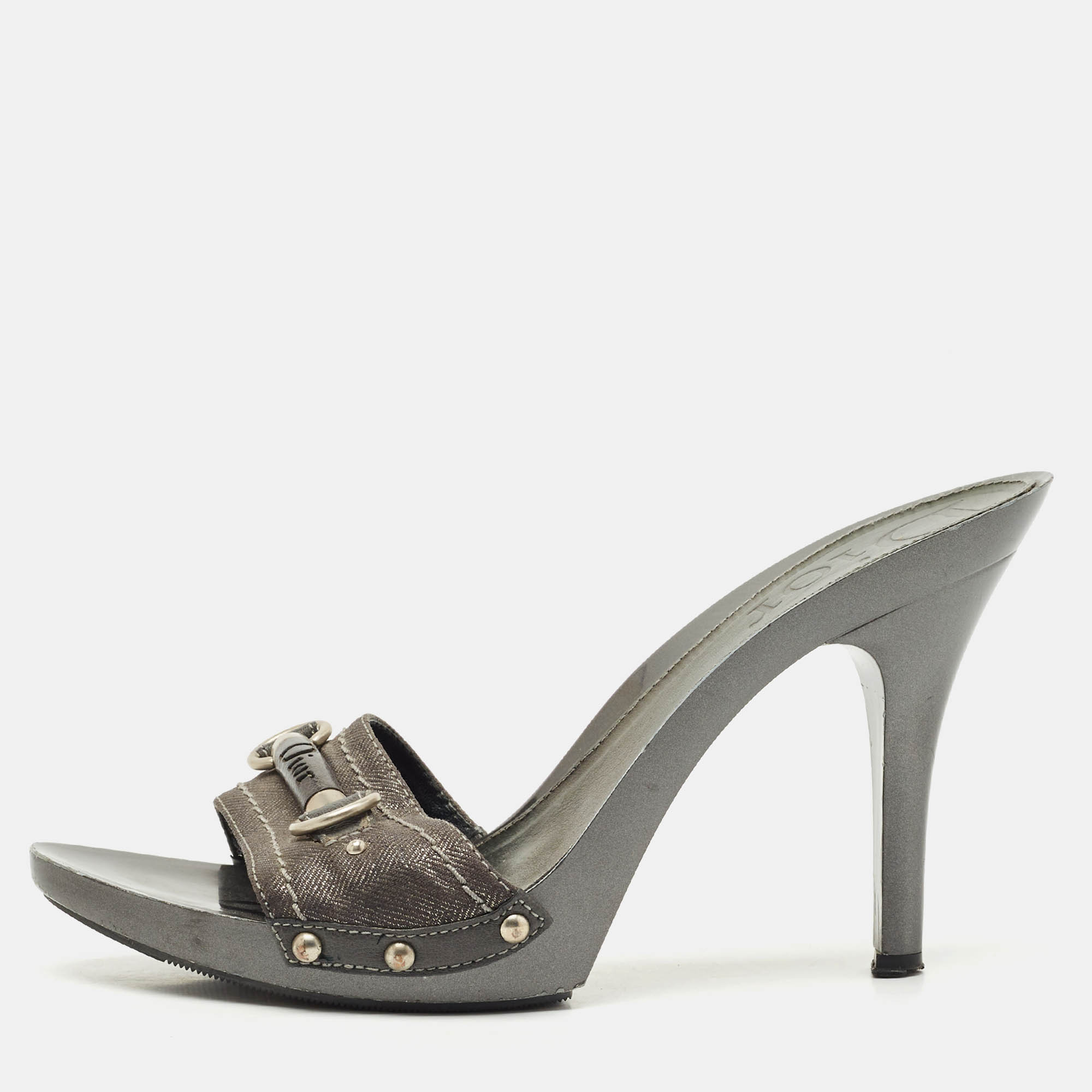 

Dior Grey Canvas And Leather Buckle Open Toe Sandals Size