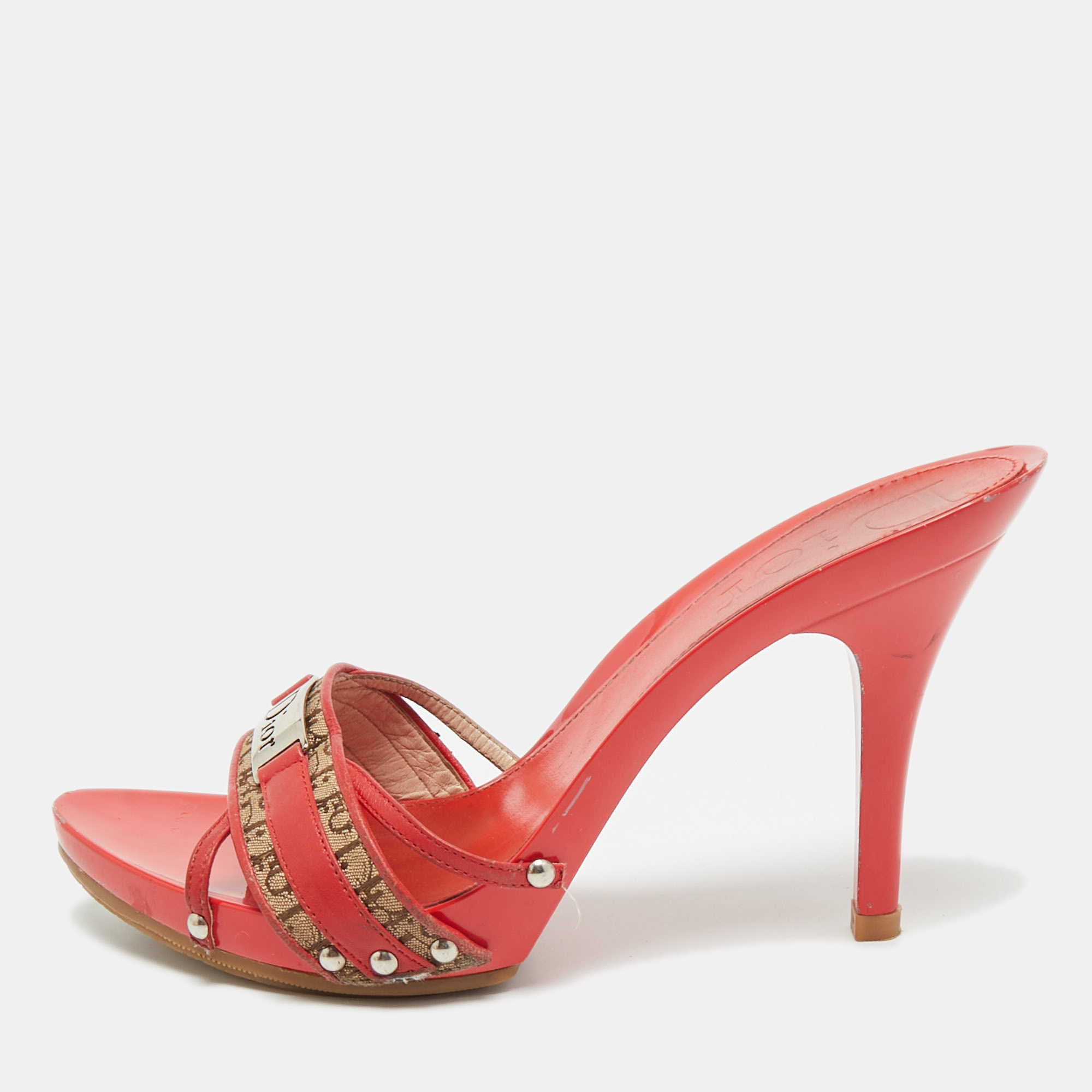 

Dior Red/Beige Fabric and Leather Slide Sandals Size