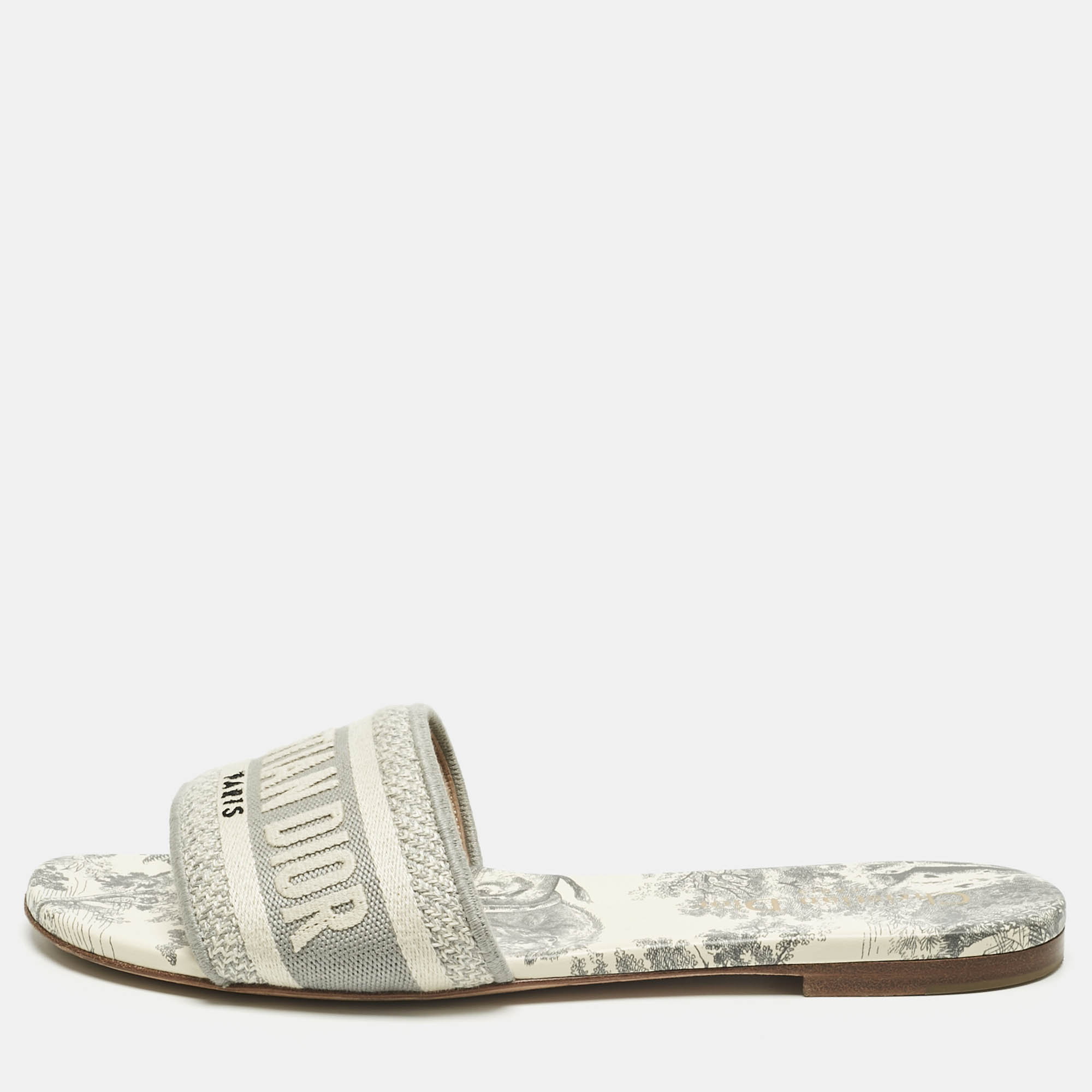 

Dior Two Tone Canvas Dway Flat Slide Size, Grey
