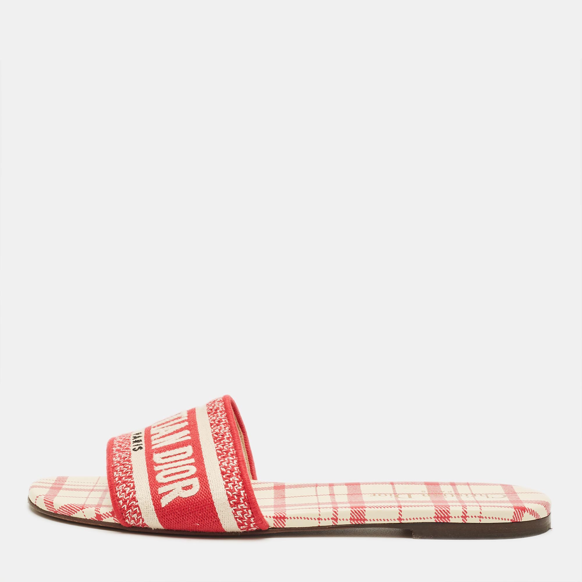 

Dior Red/White Embroidered Canvas Dway Flat Slides Size