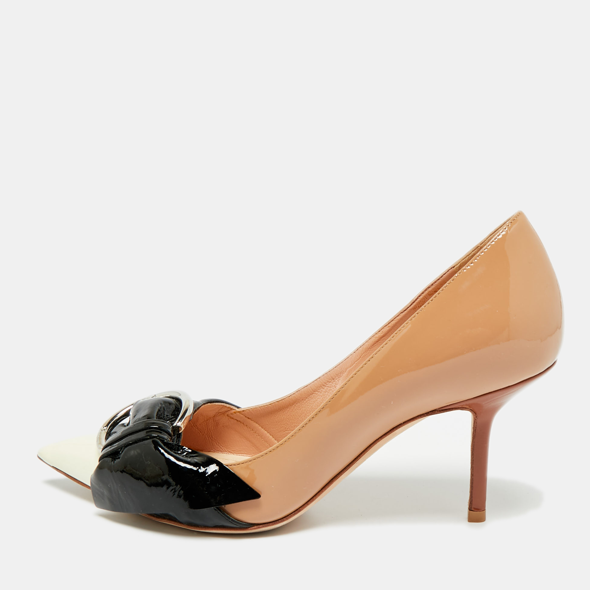 DIOR Pre-owned Buckle Bow Beige/black Patent Leather Pointed Toe Pumps Size 37.5 In Sand