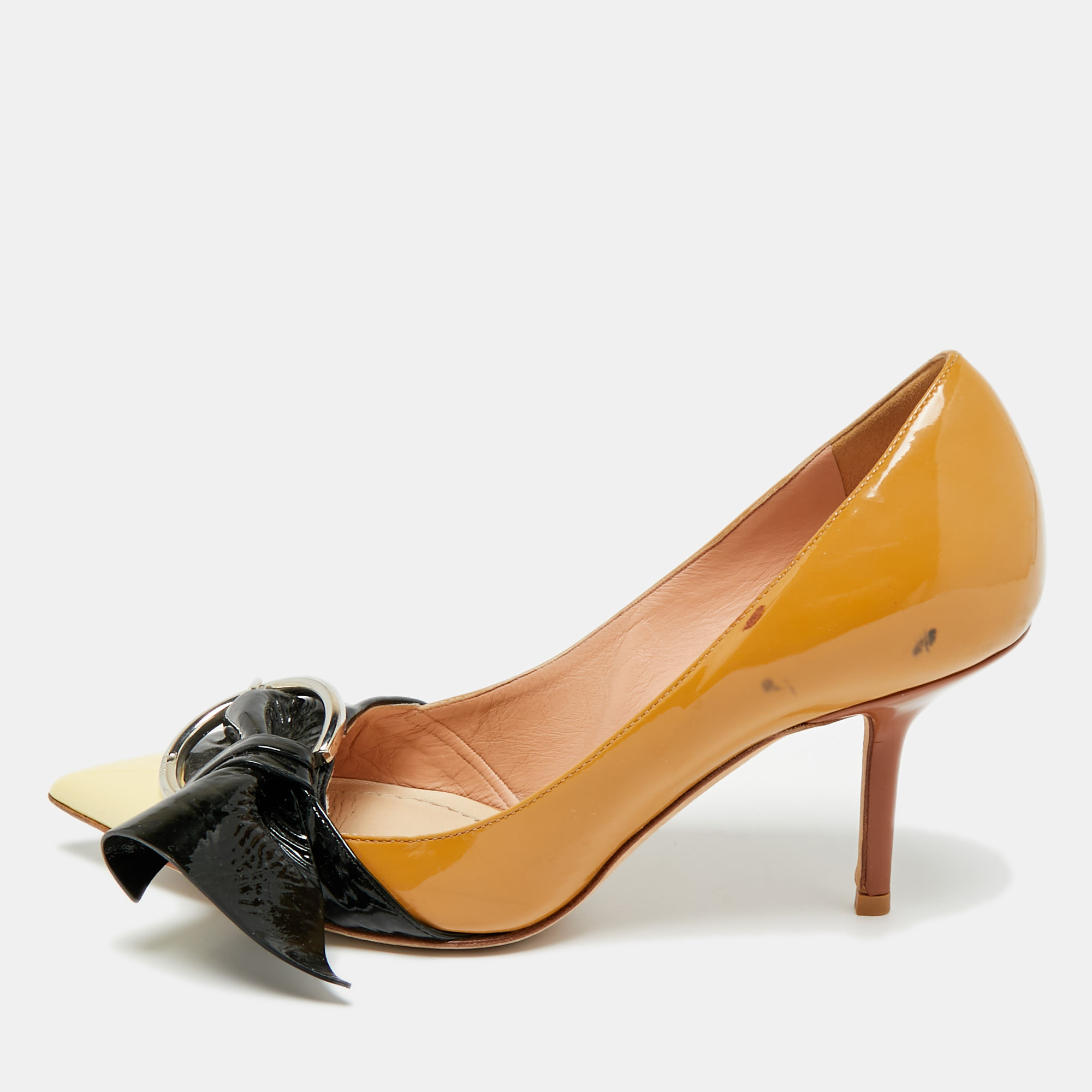 Pre-owned Dior Size 36.5 Beige/black Patent Leather Pointed Toe Pumps In Sand