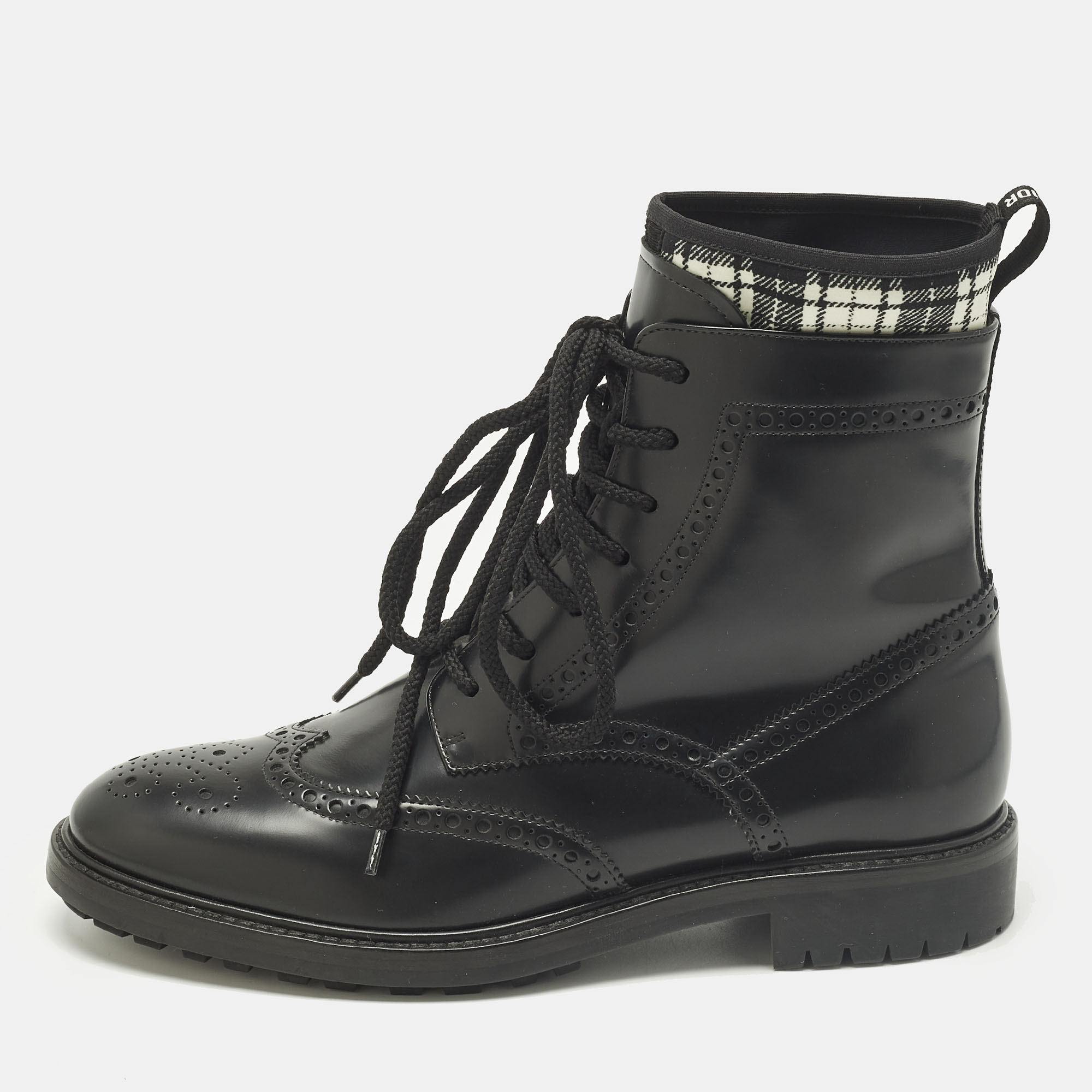 

Dior D-Order Size  Black Leather Combat Boots