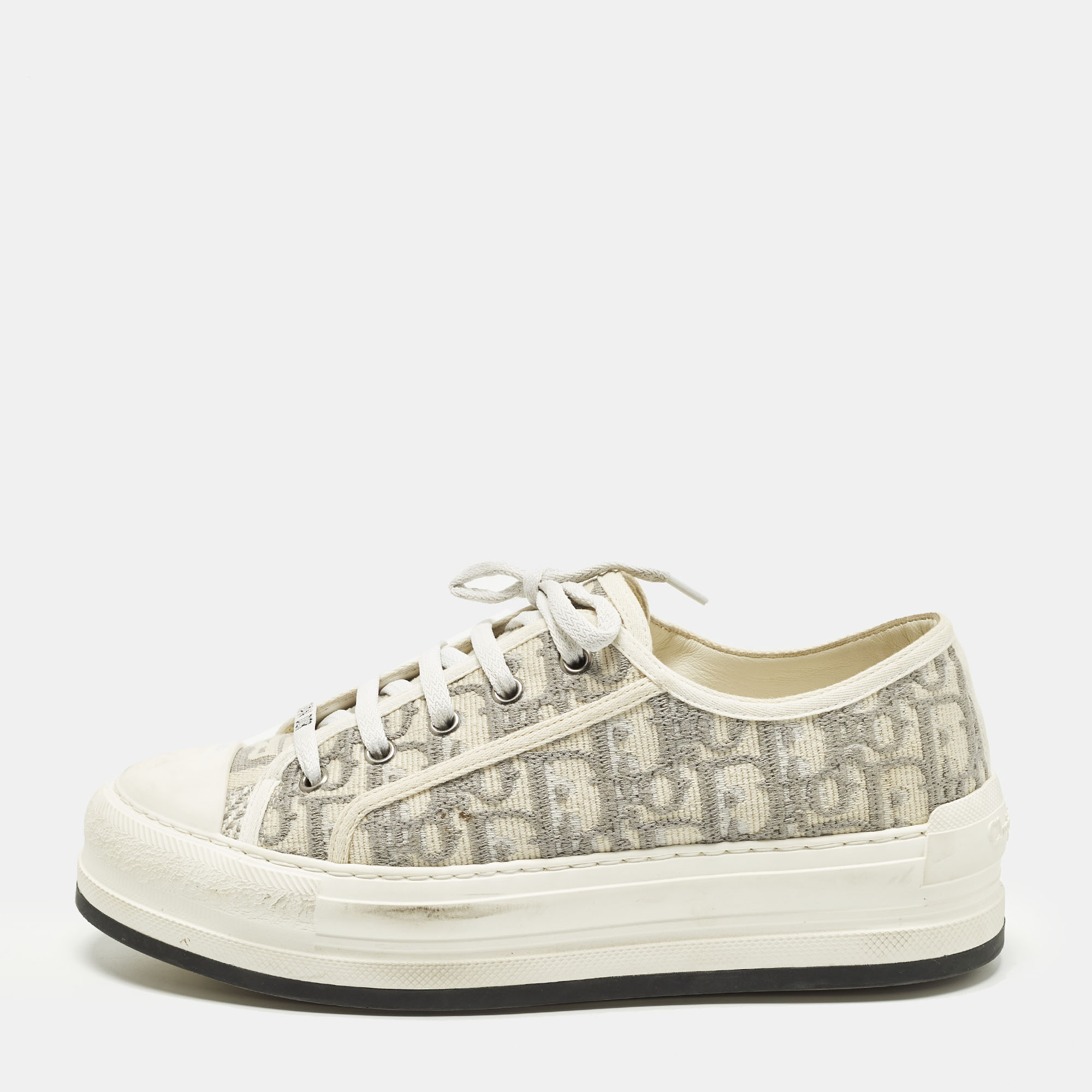 

Dior Walk'n'Dior Size  White Canvas and Rubber Lace Up Sneakers