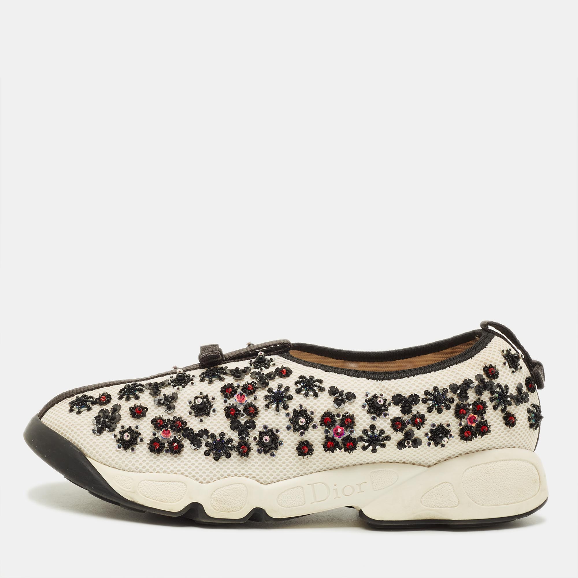 

Dior Fusion Size  White/Black Mesh Embellished Slip On Sneakers