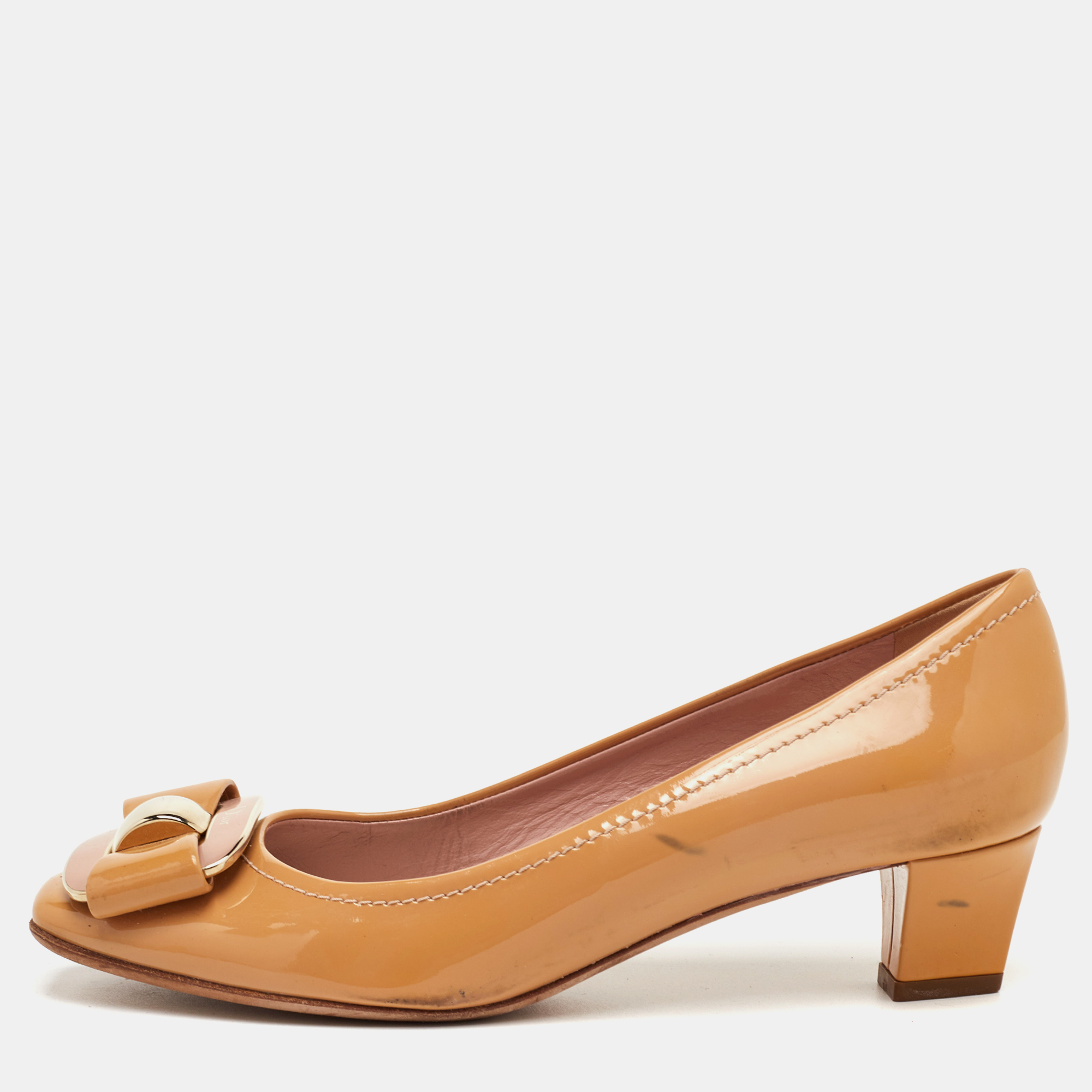 

Dior Size  Peach Orange Patent Leather Pumps