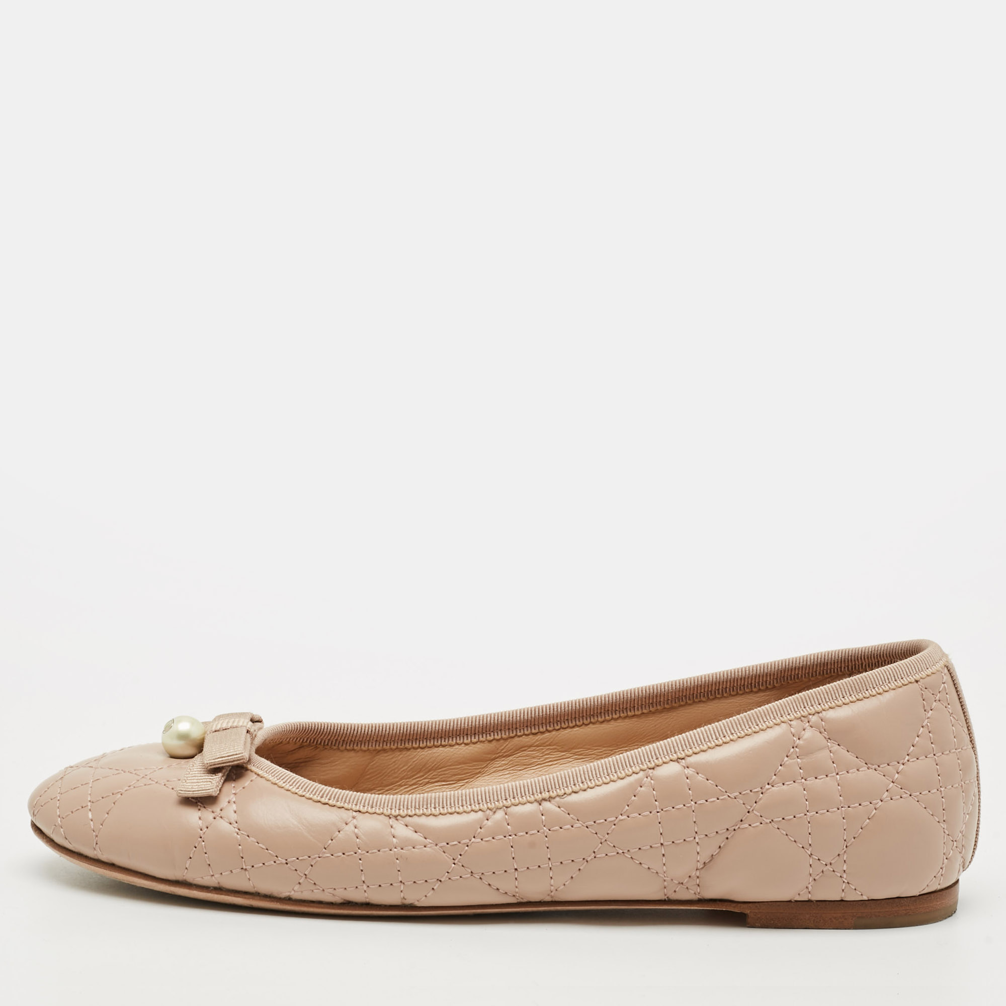 

Dior Cannage Size  Beige Quilted Leather Pearl Bow Ballet Flats