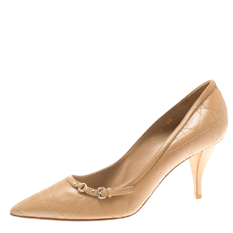 Dior Beige Quilted Leather Buckle Detail Pointed Toe Pumps Size 40 Dior