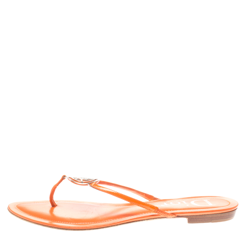 

Dior Orange Patent Leather Logo Detail Thong Flat Sandals Size