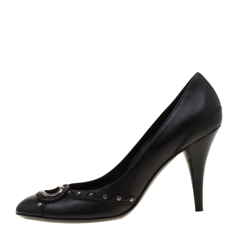 

Dior Black Leather Ethnic Pumps Size