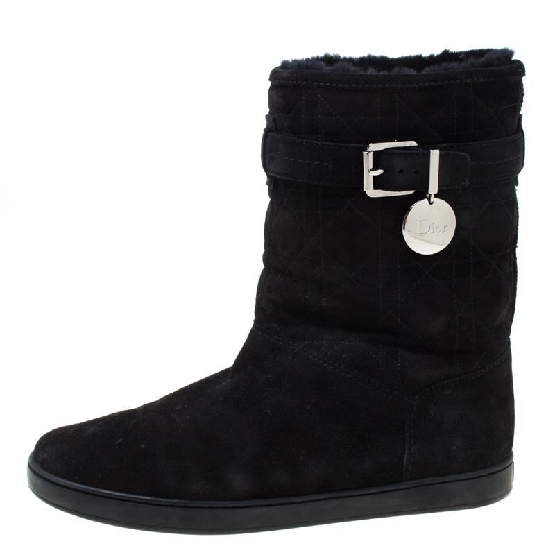 

Dior Black Cannage Suede Fur Lined Snow Boots Size