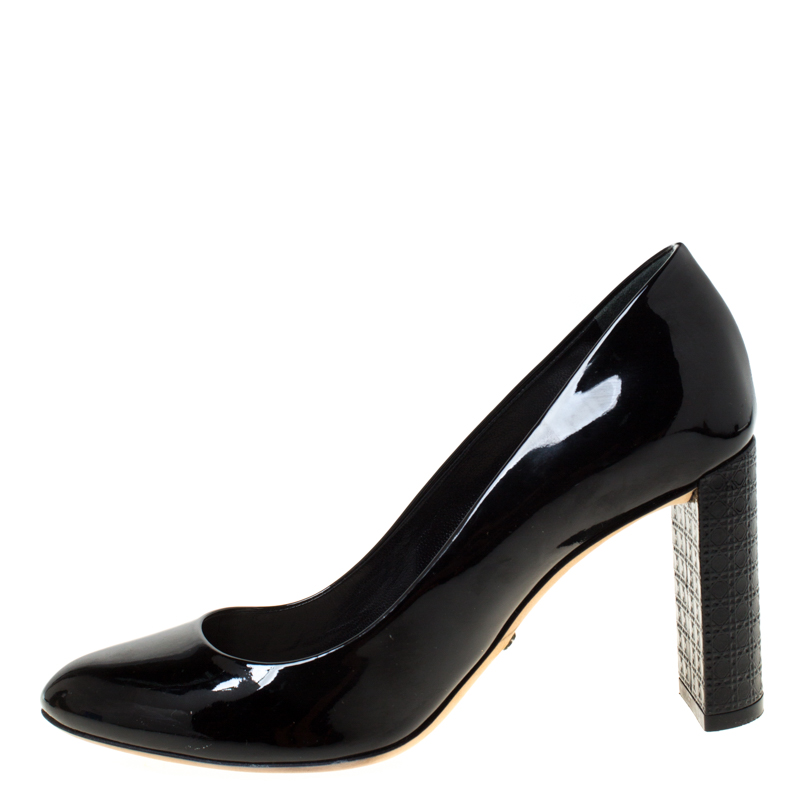 

Dior Black Patent Leather Cannage Block Heel Pumps Size