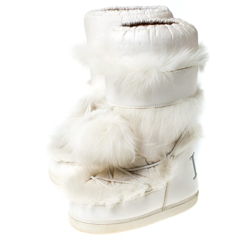 white dior snow boots