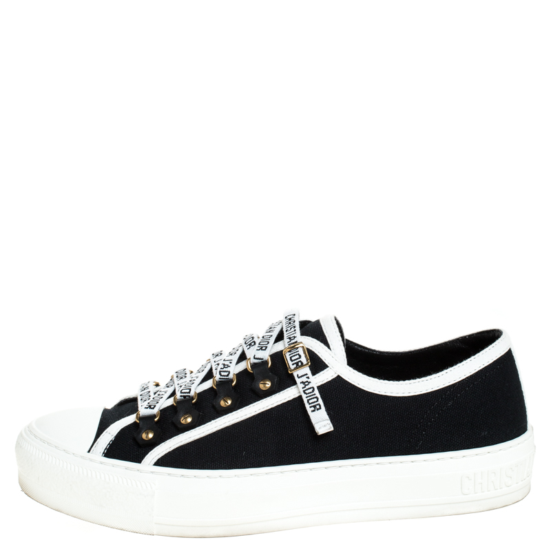 

Dior Blue Canvas And White Cotton Trim Walk'N'Dior Low Top Sneakers Size