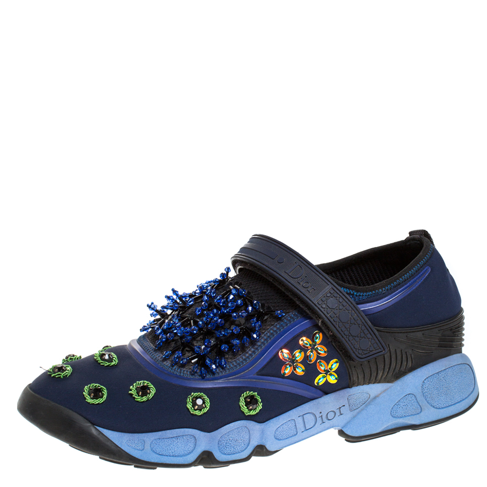 مملوكة مسبقًا Dior Blue Fabric And Mesh Neoprene Fusion Embellished Low-Top Sneakers Size 40.5