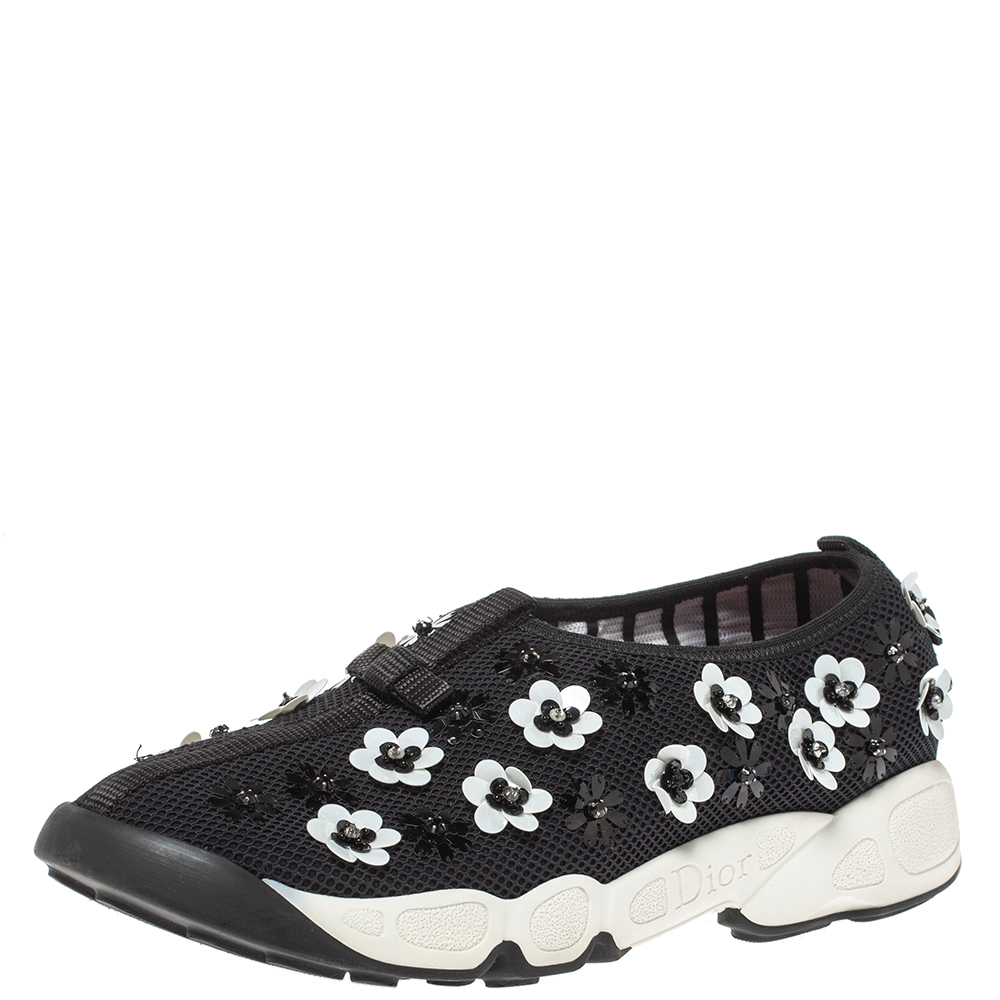 Click to view more detailed imagery on our partner's website Pre-owned Dior Black Mesh Neoprene Fusion Embellished Low-top Sneakers Size 38.5