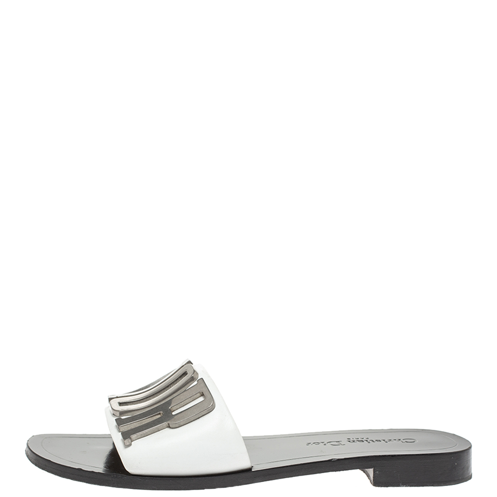 

Dior White Leather Diorevolution Flat Slides Size