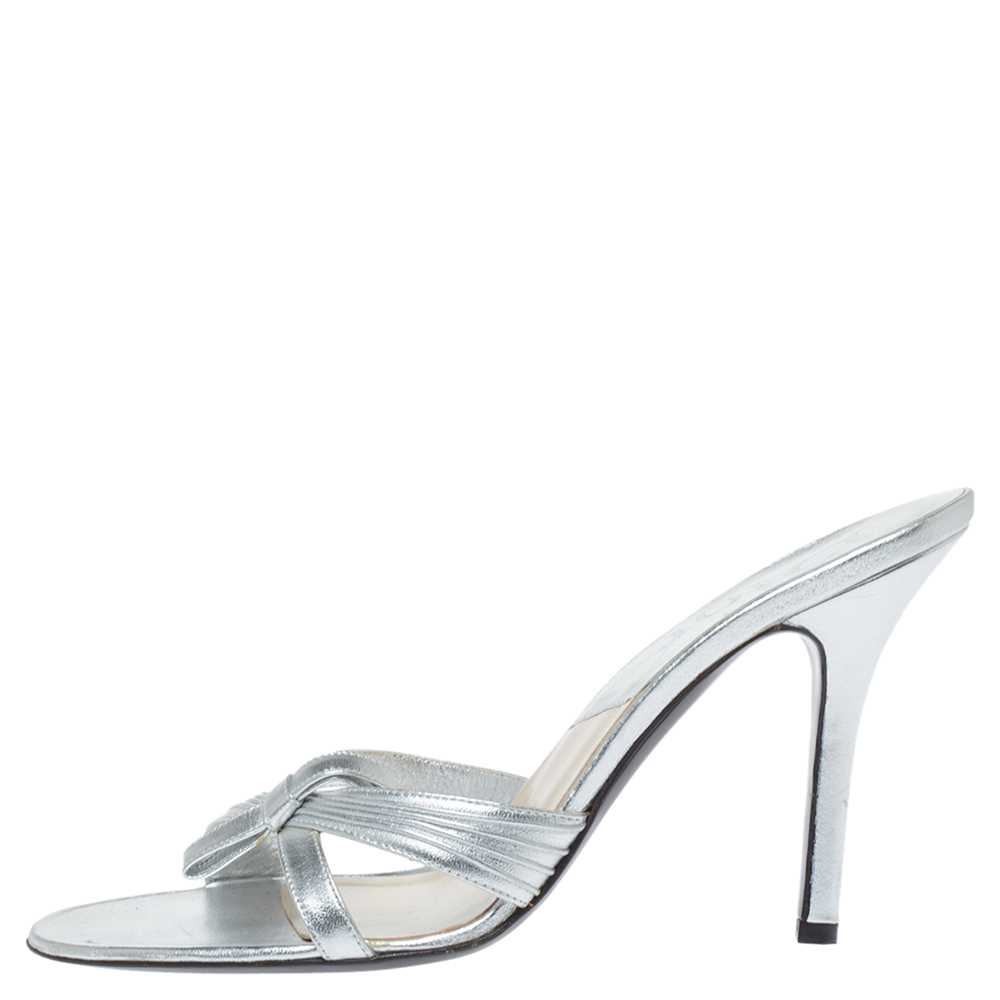 

Dior Metallic Silver Leather Bow Slide Sandals Size