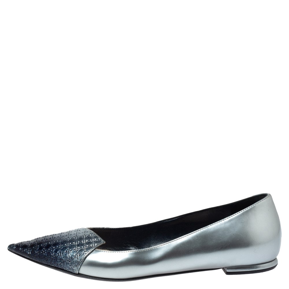 

Dior Grey/Blue Ombre Patent Leather Spade Microcannage Toe Spade Ballet Flats Size