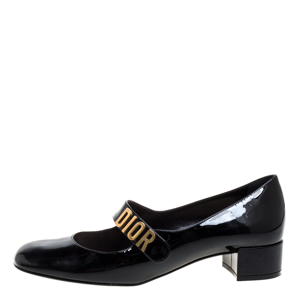 

Christian Dior Black Patent Leather Baby-D Pumps Size