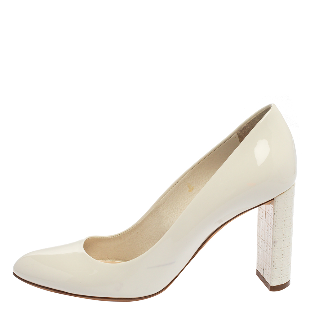 

Dior White Patent Leather Cannage Block Heel Pumps Size