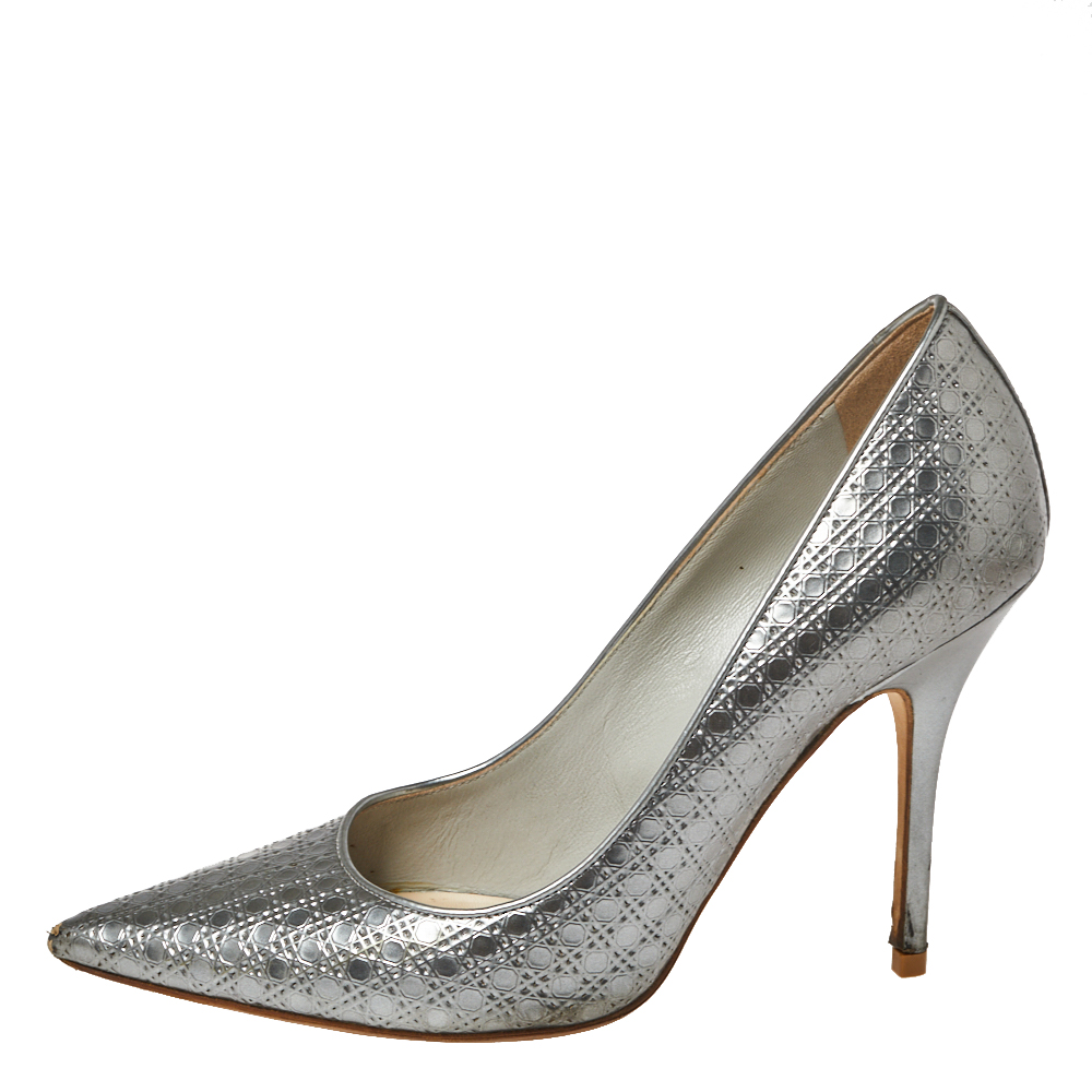 

Dior Metallic Silver Cannage Leather Cherie Pointed Toe Pumps Size