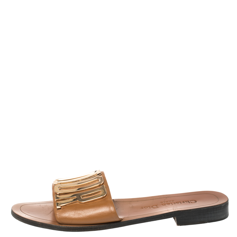 

Dior Brown Leather Dior Evolution Slides Size