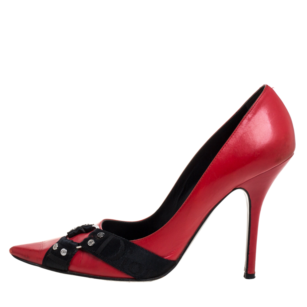 

Dior Vintage Red Leather Webbing Ring Pointed Toe Pumps Size