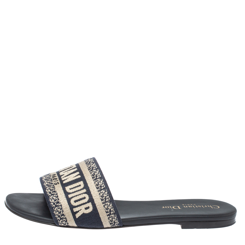 

Dior Blue/White Cotton Fabric Embroidered Dway Logo Slide Flats Size