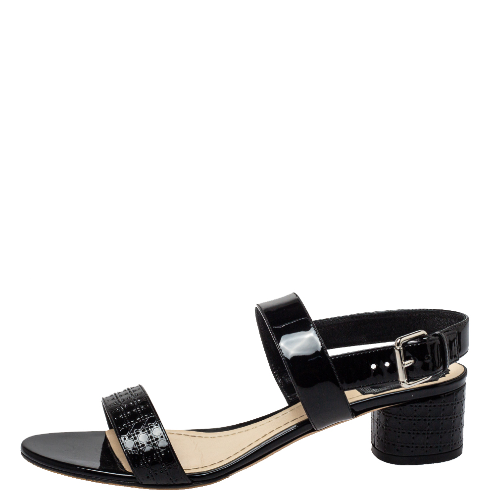 

Dior Black Cannage Quilted Patent Leather Ankle Strap Sandals Size