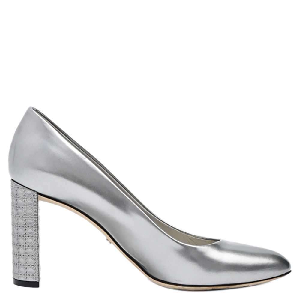 

Dior Silver Metallic Leather Cannage Pumps Size EU