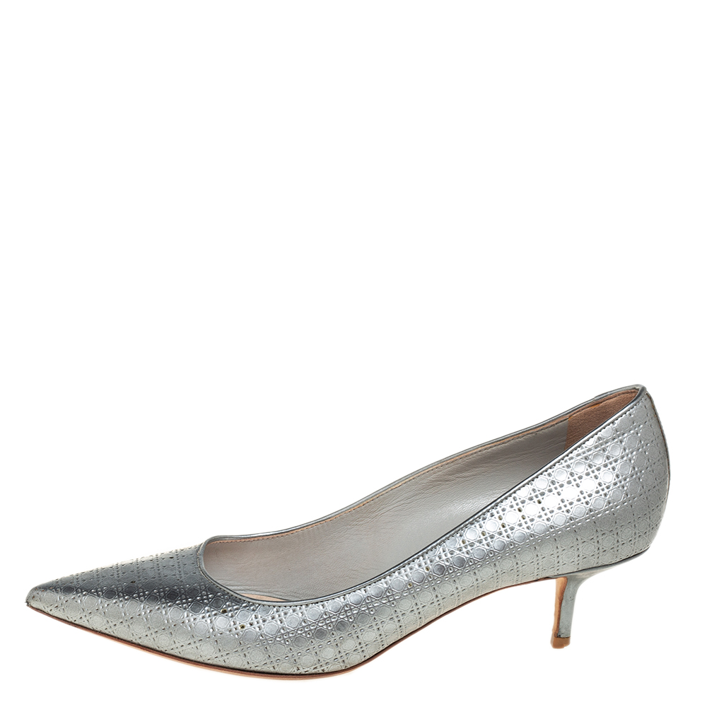 

Dior Silver Cannage Leather Kitten Heel Pumps Size