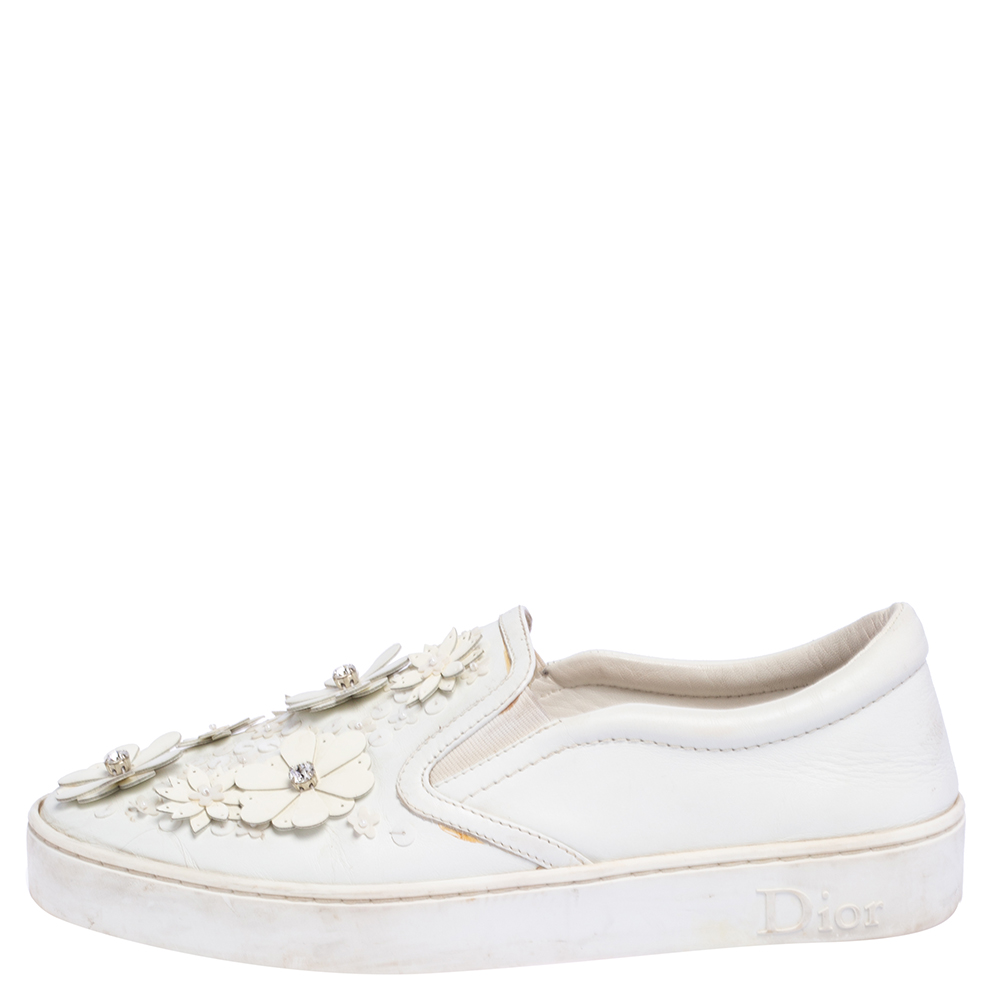 

Dior White Leather Daisy Flower Embellished Slip On Sneakers Size