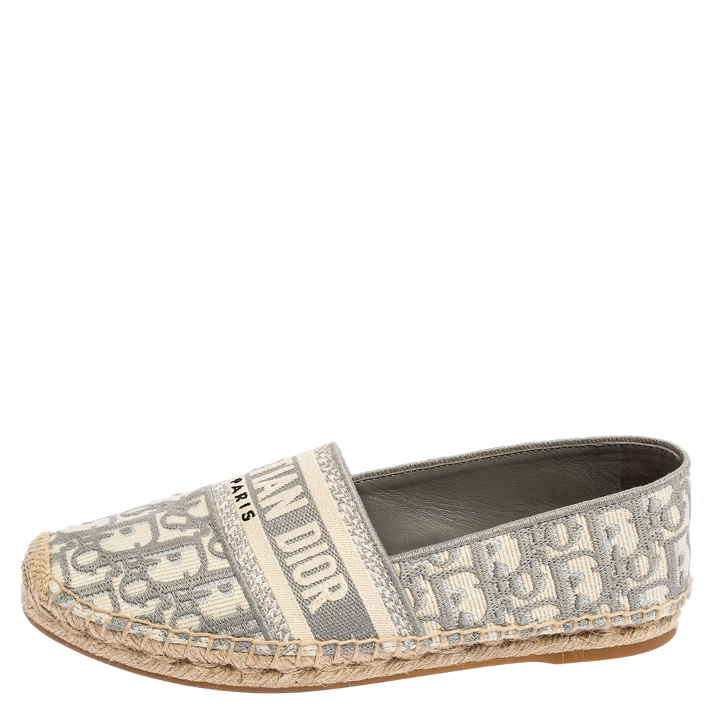 

Christian Dior Grey/White Canvas Dior-Oblique Embroidered-Espadrilles Flats Size