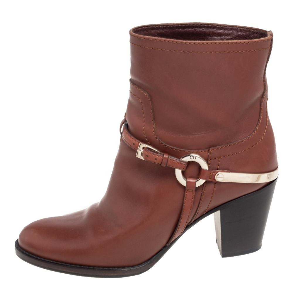 

Dior Brown Leather Buckle Detail Ankle Boots Size