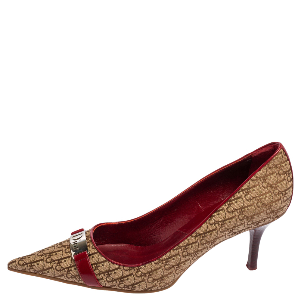 

Dior Red-Beige Oblique Canvas And Leather Logo Pointed Toe Pumps Size