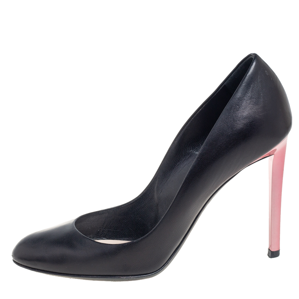 

Dior Black Leather Round Toe Pumps Size